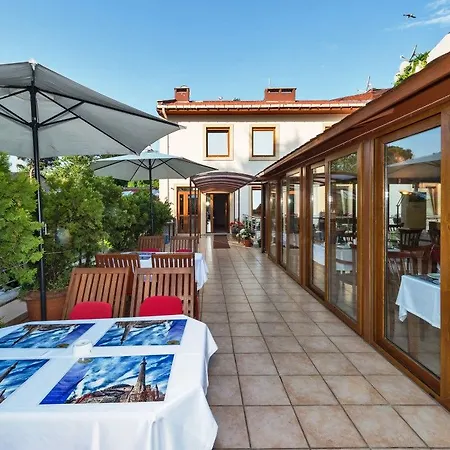 Hotel Zeynep Sultan 3*