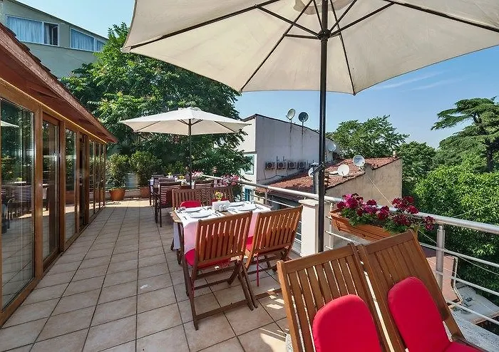 Hotel Zeynep Sultan 3*