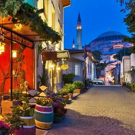 Zeynep Sultan Szálloda 3*