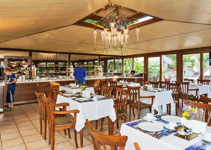 Zeynep Sultan Hotel 3*